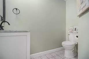 1352 Laurel Oaks Dr, Streamwood, IL 60107 - Photo 13