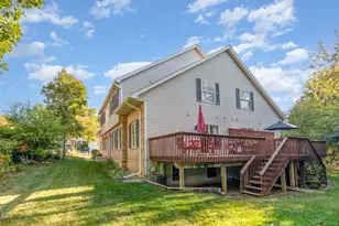 1352 Laurel Oaks Dr, Streamwood, IL 60107 - Photo 33