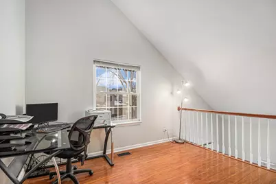 1352 Laurel Oaks Drive, Streamwood, IL 60107 - Photo 19