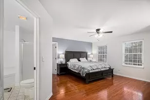 1352 Laurel Oaks Dr, Streamwood, IL 60107 - Photo 15