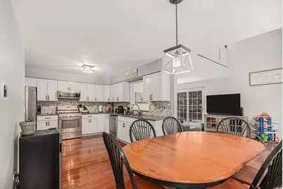 1352 Laurel Oaks Drive, Streamwood, IL 60107 - Photo 9