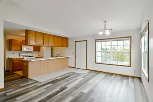 13000 Primrose Pl, Poplar Grove, IL 61065 - Photo 9