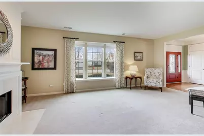 11879 Chatfield Crossing, Huntley, IL 60142 - Photo 7