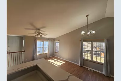 852 Woodewind Drive #-, Naperville, IL 60563 - Photo 5