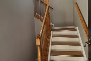 852 Woodewind Dr, Naperville, IL 60563 - Photo 3