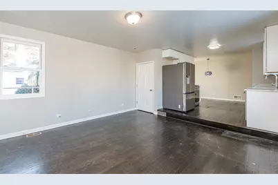 821 12th Street, North Chicago, IL 60064 - Photo 19