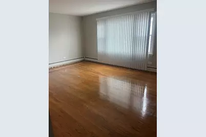 1340 N Main Street #C11, Wheaton, IL 60187 - Photo 9