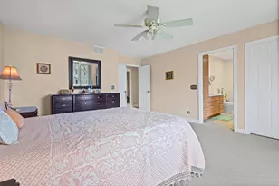 720 Mullady Pkwy, Libertyville, IL 60048 - Photo 21