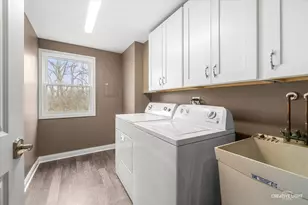 43 N Walnut Ct, Streamwood, IL 60107 - Photo 21