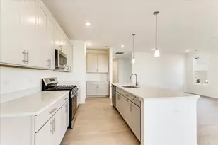 734 Alberta Ave, Oswego, IL 60543 - Photo 17