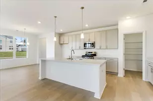 734 Alberta Ave, Oswego, IL 60543 - Photo 15