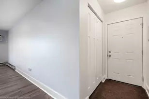 [Address not provided], Carol Stream, IL 60188 - Photo 3