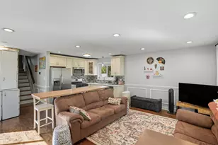6712 S Evans Ave, Chicago, IL 60637 - Photo 3