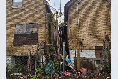 11920 S Calumet Avenue, Chicago, IL 60628 - Photo 19