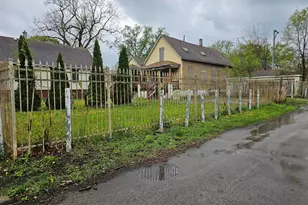 11920 S Calumet Ave, Chicago, IL 60628 - Photo 17