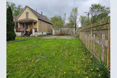 11920 S Calumet Avenue, Chicago, IL 60628 - Photo 3