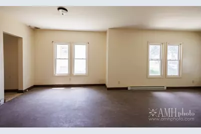 360 S Elm Avenue, Kankakee, IL 60901 - Photo 7
