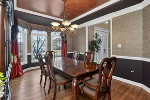 1 Crenshaw Ct, Bolingbrook, IL 60490 - Photo 5