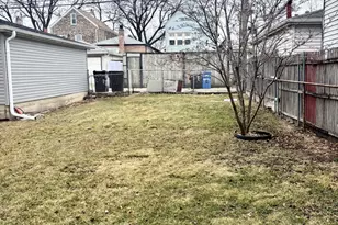 1633 W 38th St, Chicago, IL 60609 - Photo 29