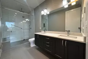 2303 W Wilcox St, Chicago, IL 60612 - Photo 13