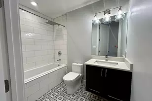 2303 W Wilcox St, Chicago, IL 60612 - Photo 9