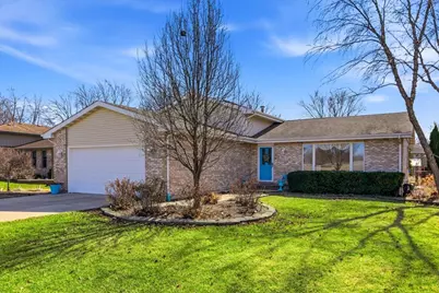 916 W Joliet Highway, New Lenox, IL 60451 - Photo 1