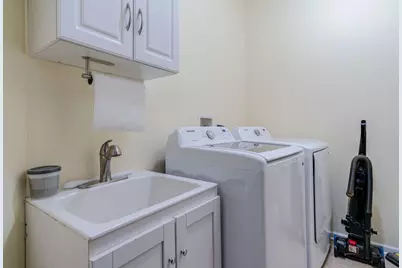 285 Regency Court Unit B Court, Wauconda, IL 60084 - Photo 23