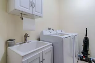 285 Regency Ct Unit B Ct, Wauconda, IL 60084 - Photo 23