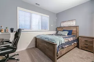 285 Regency Ct Unit B Ct, Wauconda, IL 60084 - Photo 21