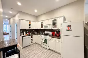 1905 W Huron St, Chicago, IL 60622 - Photo 7