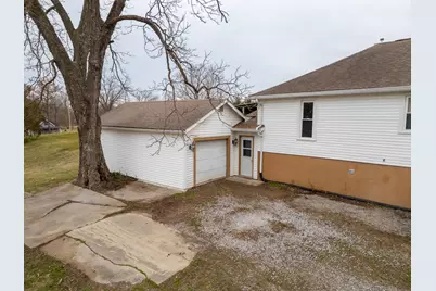 107 N Seminary Street, Creal Springs, IL 62922 - Photo 7