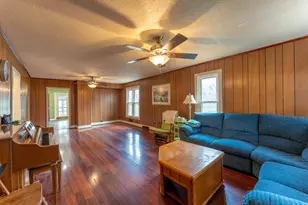 107 N Seminary St, Creal Springs, IL 62922 - Photo 17