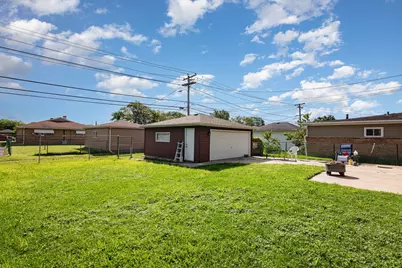1433 Burnham Avenue, Calumet City, IL 60409 - Photo 13