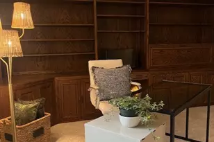 1105 N Mill St, Naperville, IL 60563 - Photo 15