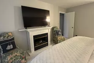 1105 N Mill St, Naperville, IL 60563 - Photo 17