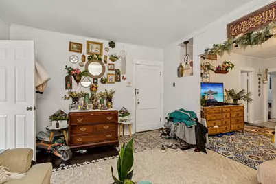 2018 W Birchwood Avenue, Chicago, IL 60645 - Photo 33