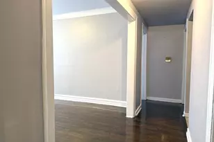 7617 S Kingston Ave, Chicago, IL 60649 - Photo 11