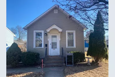 215 W 5th Street, Spring Valley, IL 61362 - Photo 1