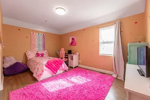 7931 S Paxton Ave, Chicago, IL 60617 - Photo 13