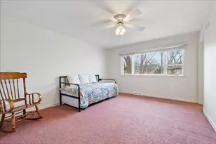 [Address not provided], Skokie, IL 60076 - Photo 17