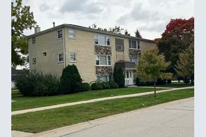 395 Elk Boulevard #1A, Des Plaines, IL 60016 - Photo 1