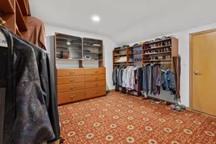 15W601 81st St, Burr Ridge, IL 60527 - Photo 19