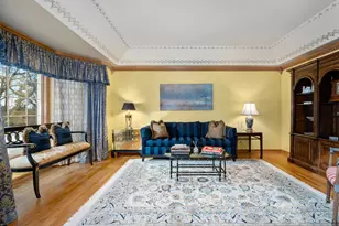 15W601 81st St, Burr Ridge, IL 60527 - Photo 13