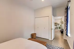 1329 W Chicago Ave, Chicago, IL 60642 - Photo 17