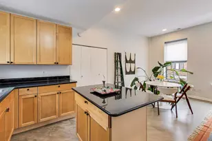 1329 W Chicago Ave, Chicago, IL 60642 - Photo 13