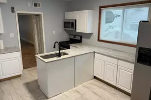 1726 N Artesian Ave, Chicago, IL 60647 - Photo 3