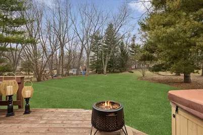 306 Lorraine Drive, Crystal Lake, IL 60012 - Photo 29