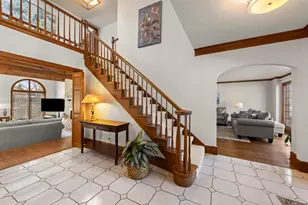 28W211 Cantigny Dr, Winfield, IL 60190 - Photo 3