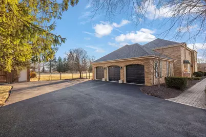 28W211 Cantigny Drive, Winfield, IL 60190 - Photo 39