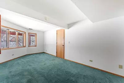 187 Hilltop Drive, Lake in the Hills, IL 60156 - Photo 29